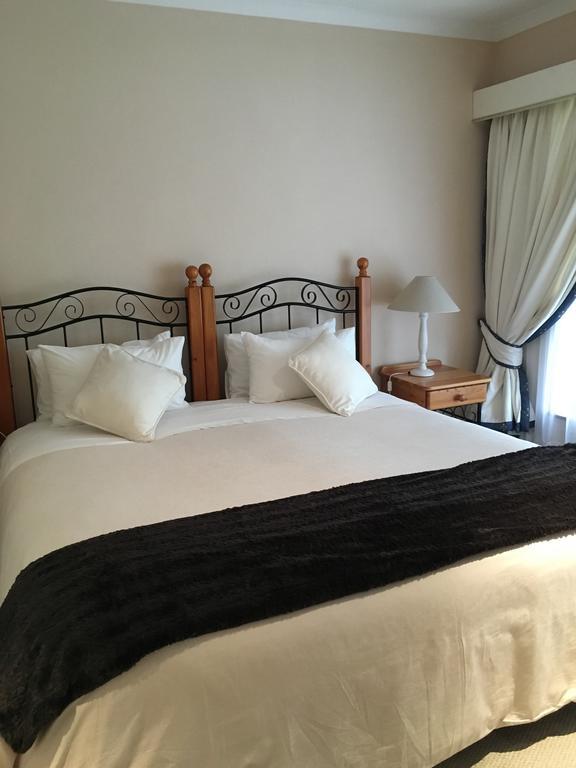 Four Pines Lodge 허머너스 외부 사진